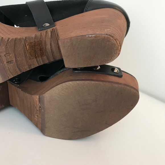 Free People Rendering Leather 9.5/40 Crisscross Straps Clog Sandal Wood Platform - Picture 9 of 9